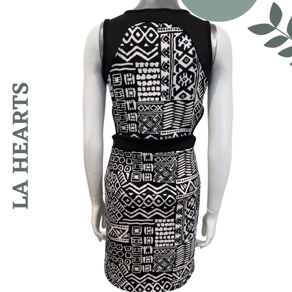 🛍️3/$40 LA Hearts Tribal Print Cutout Bodycon Dress Black White Geometric Large - Picture 4 of 7